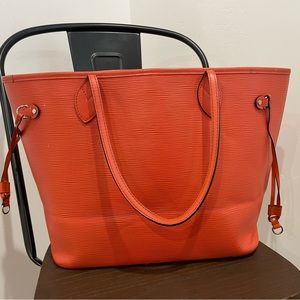 Authentic Louis Vuitton Mandarine Orange Epi Neverfull MM